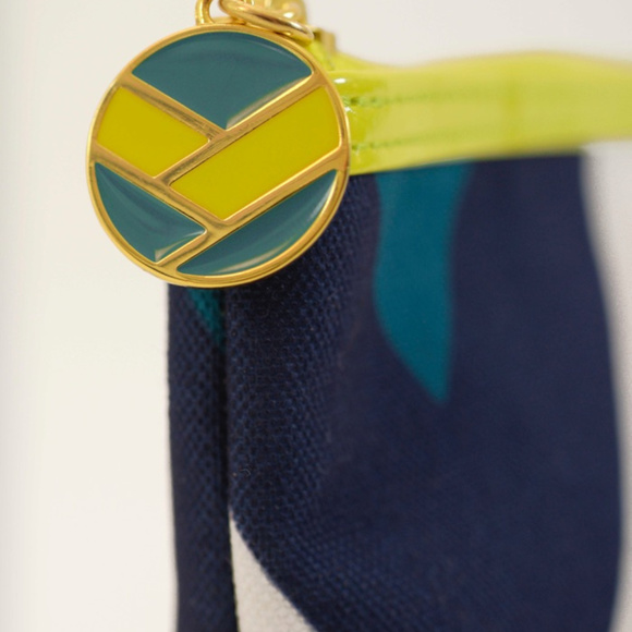 Flight 001 Blue Makeup Bag - Picture 8 of 8